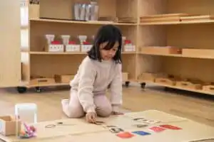 What is Hands-On Learning? Benefits & Montessori Approach Explained