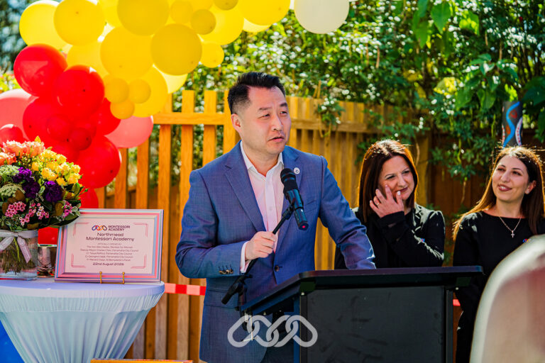 Deputy Mayor Charles Chen speaking at the Northmead Montessori Academy Grand Opening.